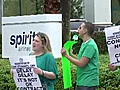 Spirit Airlines workers picket to let company  | BahVideo.com