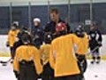 Geoffrion Teaches Kids at Preds Hockey School | BahVideo.com