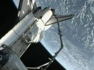 Atlantis docks at space station | BahVideo.com