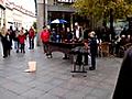 Lübecker Straßenmusiker | BahVideo.com
