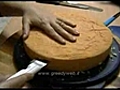 Come decorare una torta | BahVideo.com