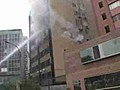 Edificio empresarial de Lima afectado por un  | BahVideo.com