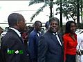 Nguini Effa dans de salles draps | BahVideo.com