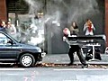 Schock-Clip Mann zerst rt sein eigenes Auto  | BahVideo.com