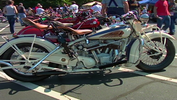 Indian Motorcycle enthusiasts gather | BahVideo.com