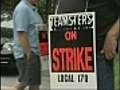 Workers picket outside Aggregate Industries | BahVideo.com