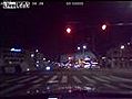 Automobilist Reageert Snel Bij Frontaal Crash  | BahVideo.com