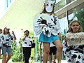 Dress Like a Cow Get Free Chicken | BahVideo.com