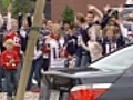 Fans fill Gillette for Patriots kick off | BahVideo.com