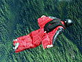 Man mountain wingsuit | BahVideo.com