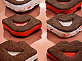 Lip-Shaped Ice Cream Sandwiches | BahVideo.com