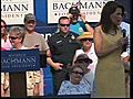 Mud wrestling Bachmann vs Palin | BahVideo.com